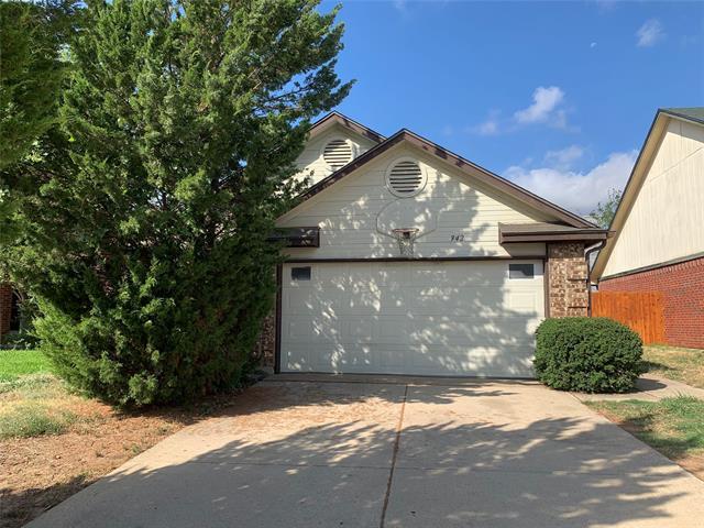 Photo - 942 Boxwood Dr