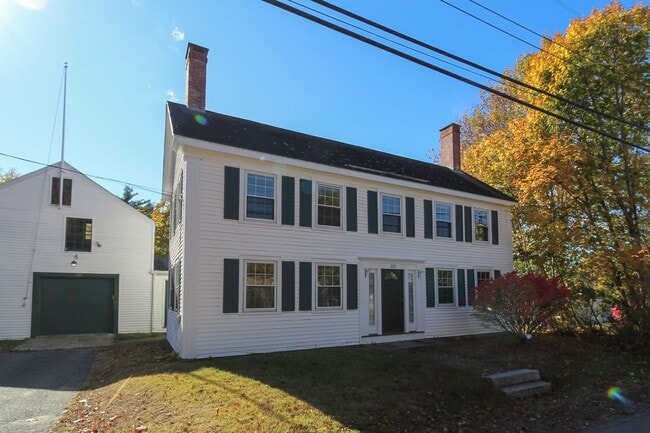 Building Photo - Beautiful 3-Bedroom Colonial on 1.3 Acres ...