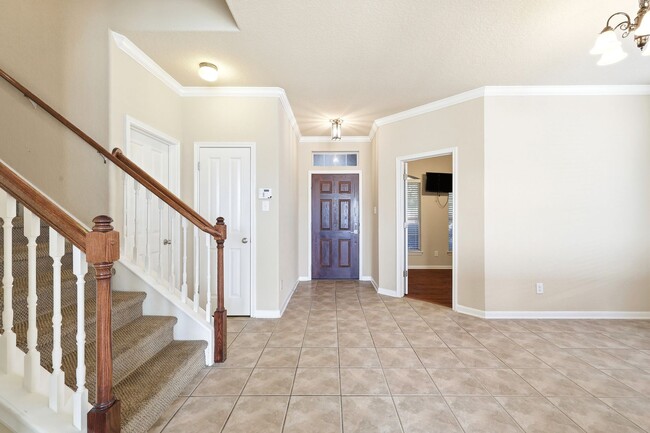 Photo - ***APPLICATION CURRENTLY UNDER REVIEW***Spacious Cul-de-sac home located close to Seaworld, Lackl...