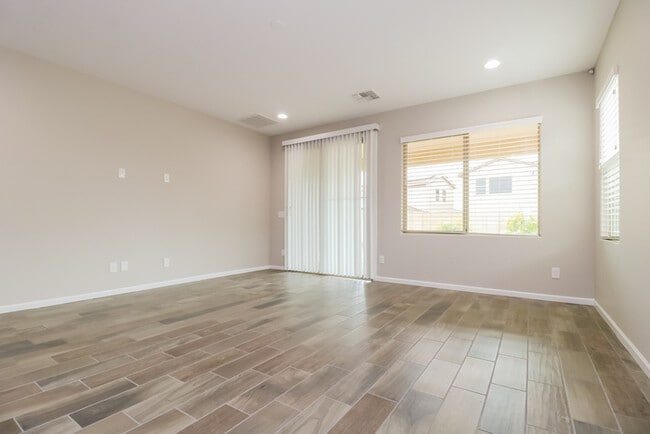 Photo - 26218 N 121st Ave