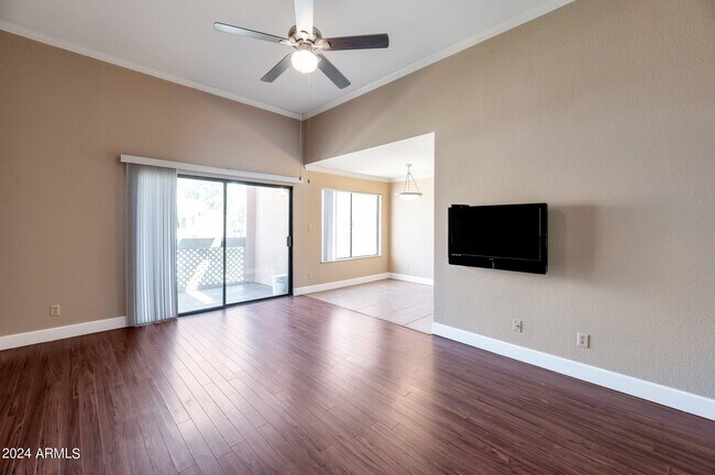 Photo - 3600 Hayden Rd Unidad 2814