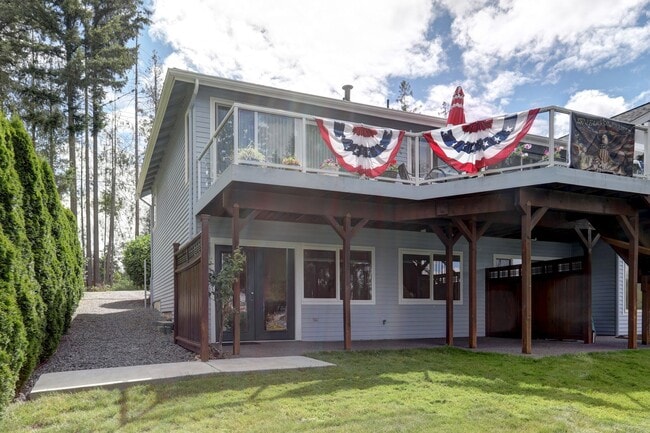 Building Photo - Lake Tapps Shared Home | Private 1 Bed, 1 Bath Unit Available