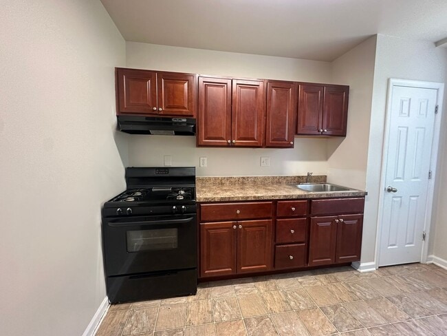 Building Photo - 3616 Elmley Ave Unit 2 Rental