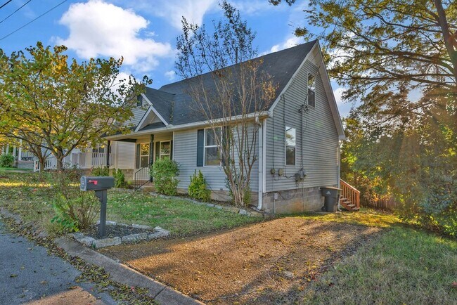 Photo - 905 Taylor Merritt Ct