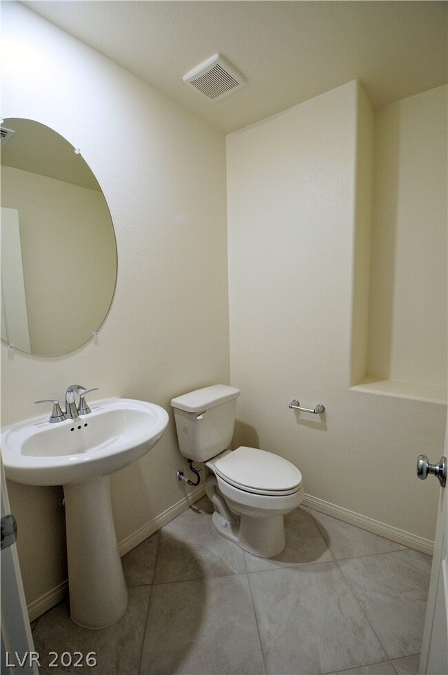 Photo - 2618 Estremoz St