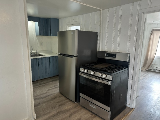 Photo - 17 M St Unit E