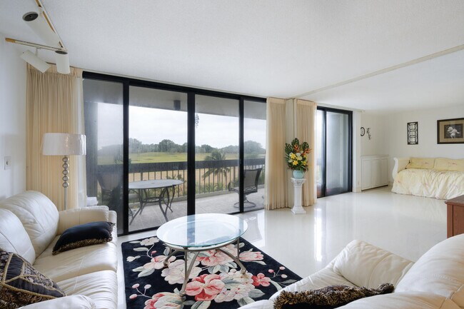 Photo - 2000 Presidential Way Unit 303