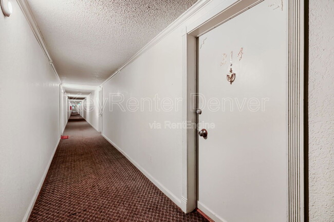 Photo - 8826 E Florida Ave Unidad Apt 214