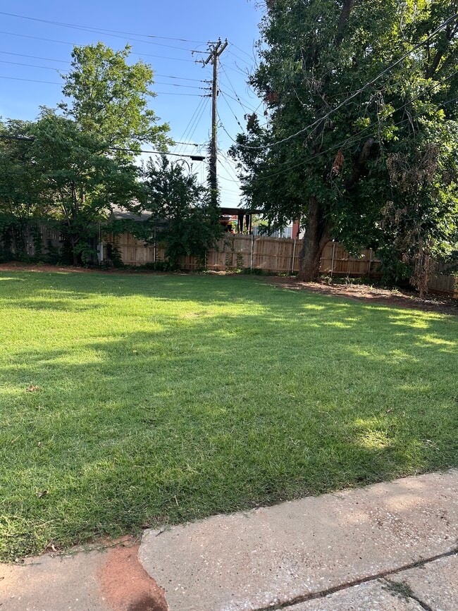 708 NW 51st St