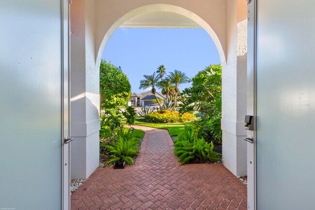 Photo - 15611 Milan Ct