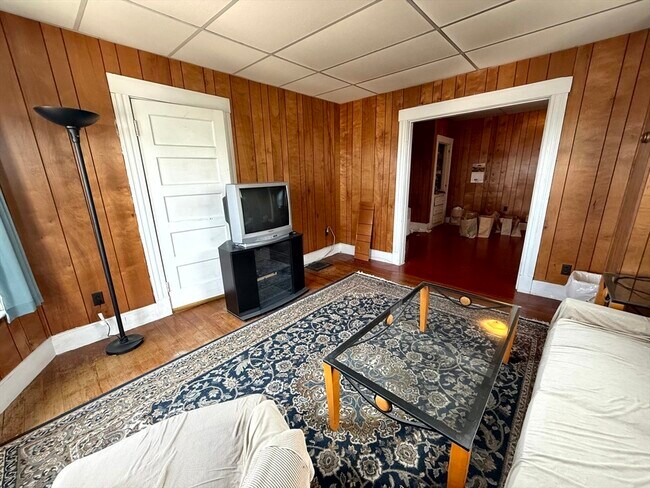 Photo - 21 Oakland Ave