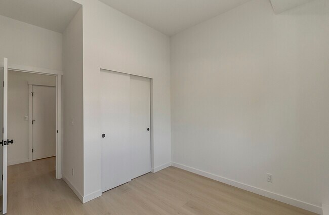 Photo - 5655 31st Ave SW Unit B