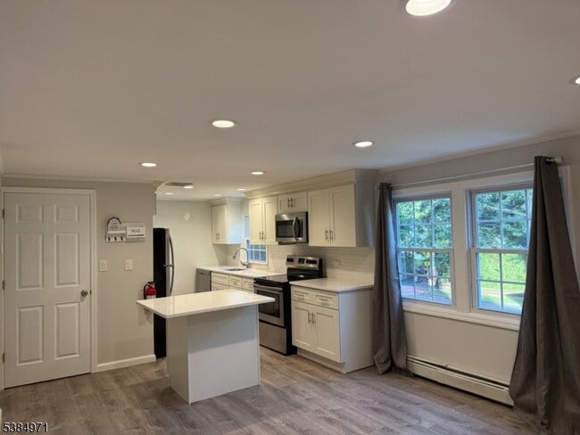 Photo - 200 N Lehigh Ave