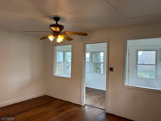 Photo - 19 Windemere Ave