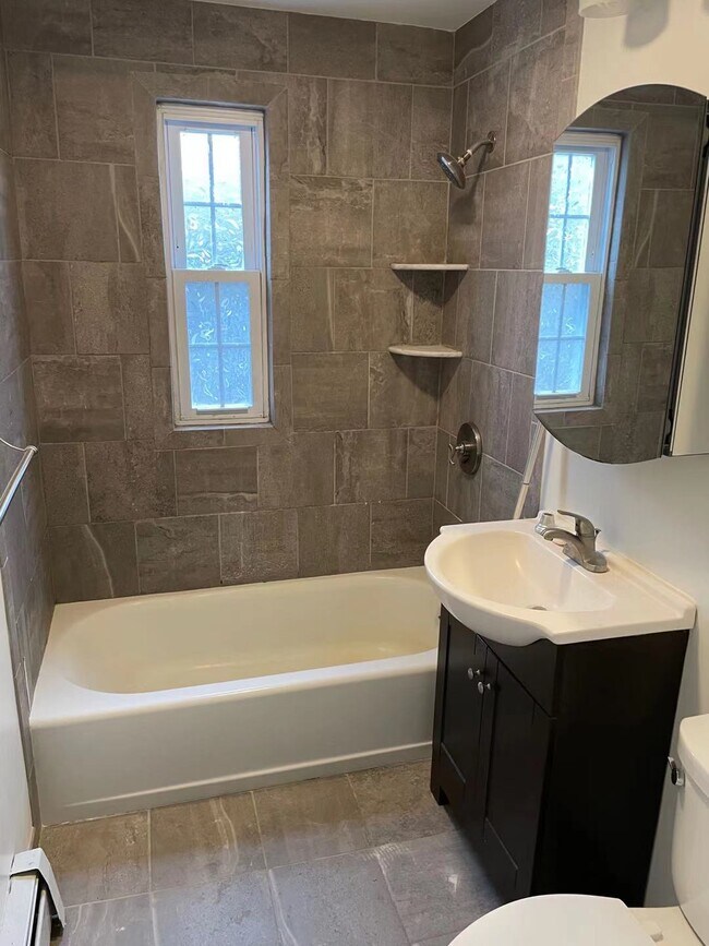 Photo - 297 Beacon St Unidad 2