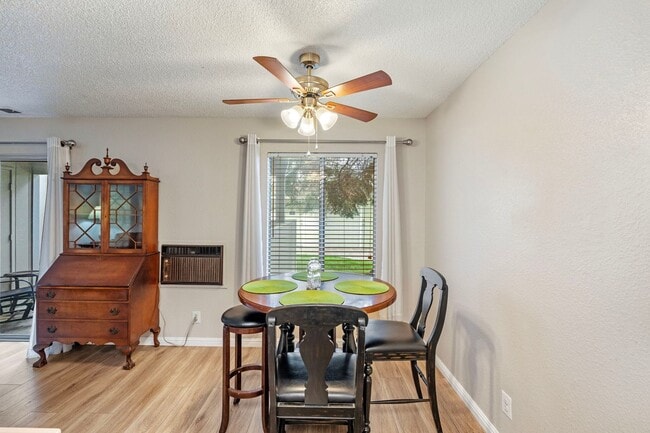 Photo - Fully Furnished 1BR/1BA Condo in Carson City Unidad 47
