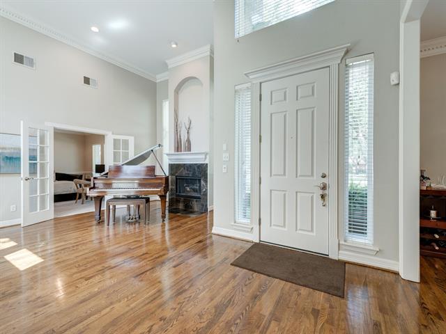 Photo - 250 Glenrose Ct