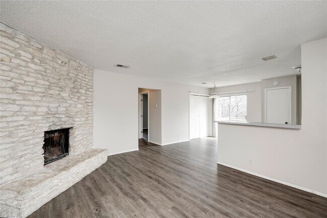 Photo - 11907 Alpheus Ave