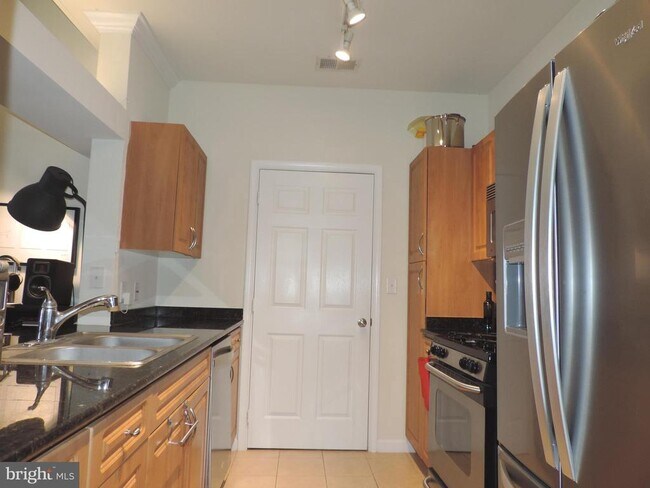 Photo - 12941 Centre Park Cir Unit 417