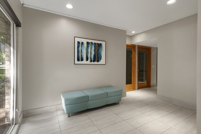 Pebblebrook Flats