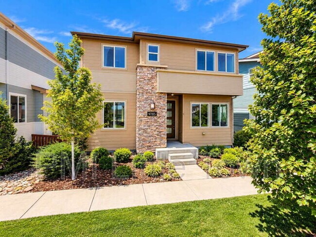 9785 Dunning Cir