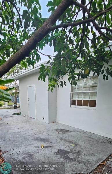 Photo - 651 NE 46th Ct Apartamento