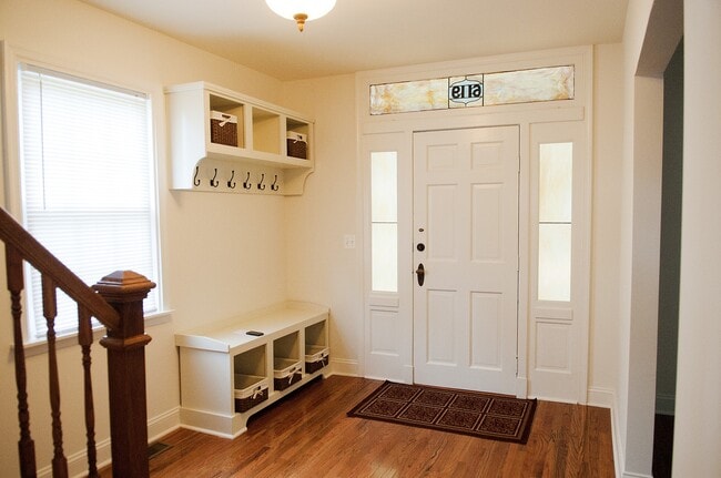 Photo - 6119 Bellona Ave
