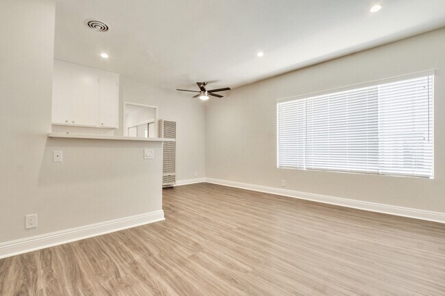 Photo - 519 Hill St Unidad 15