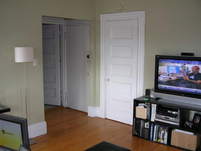 531 Beacon St Unit 8