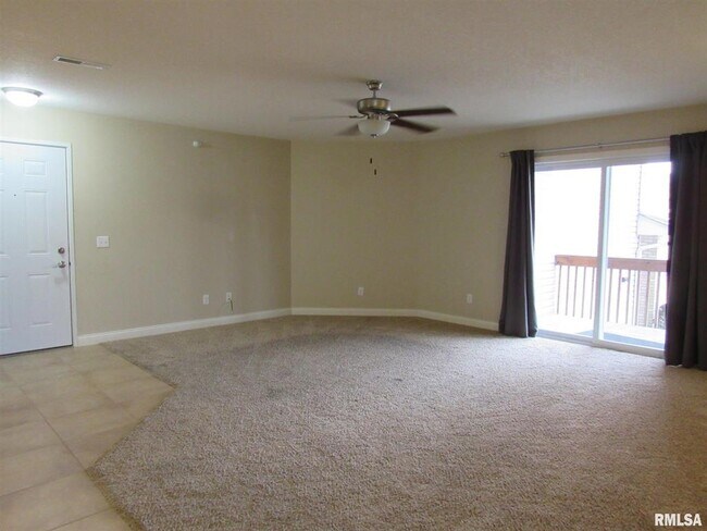 Photo - 4101 Creek Hill Dr Unit 01