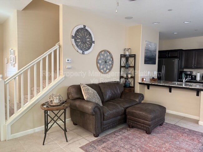 Photo - 1532 N Sanders Ave