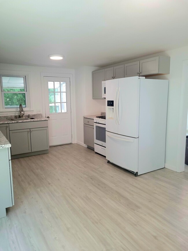 Photo - 22 Okinawa Ave