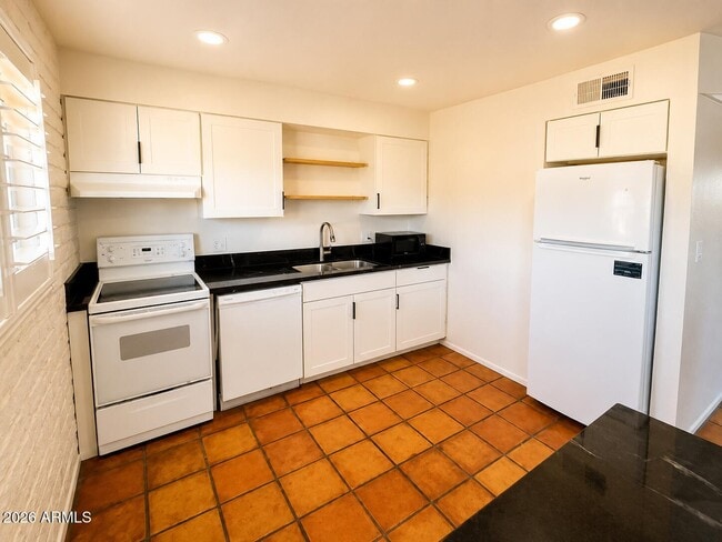 Photo - 6735 N 16th St