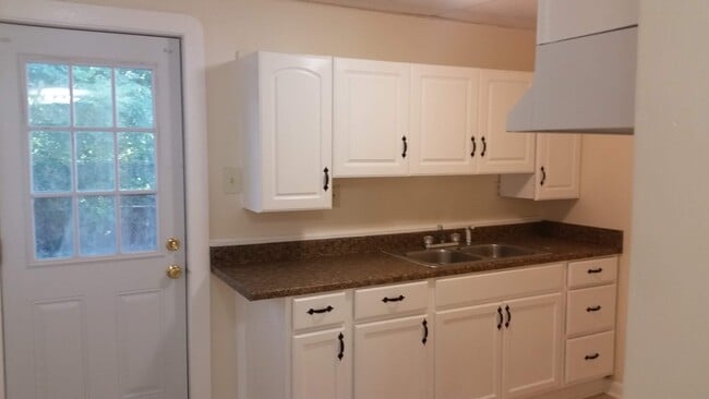 Photo - 1418 Behrman Ave