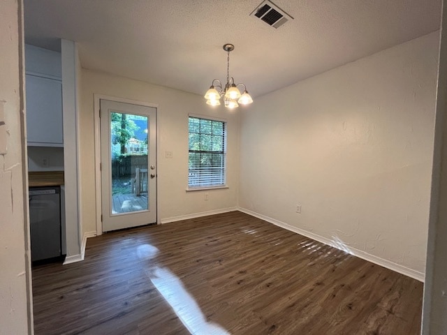Photo - 162 Montclair Loop