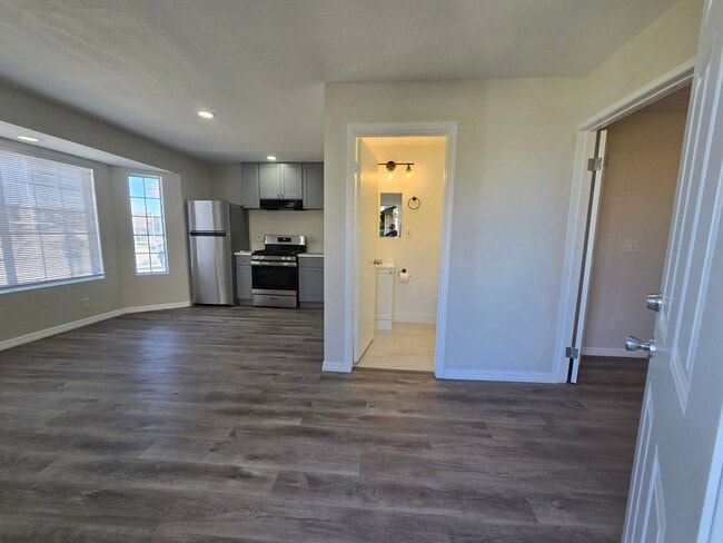 Photo - 2902 E Ave R12