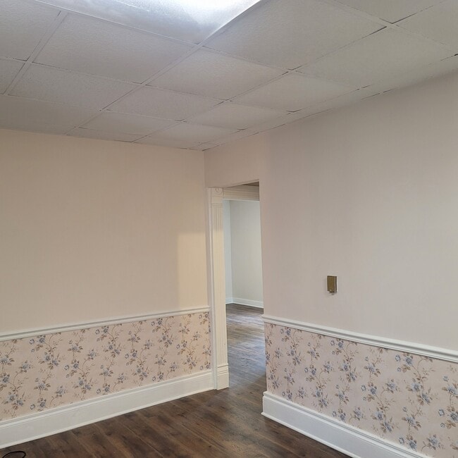 Photo - 1050 N B St Unit N/A