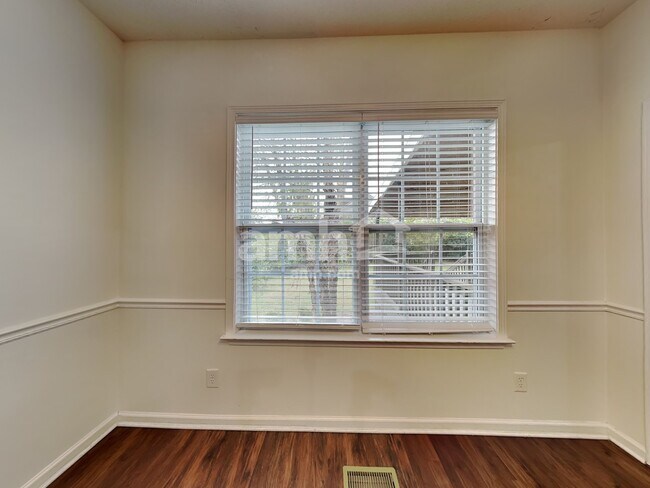 177 Stanley Dr