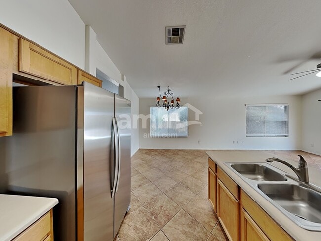 Photo - 15943 W Smokey Dr