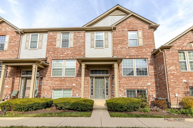 Photo - 498 Valentine Way Townhome