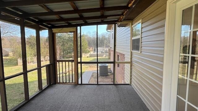 Photo - 115 N Valley Dr NW