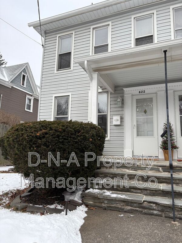 Photo - 622 Scott St