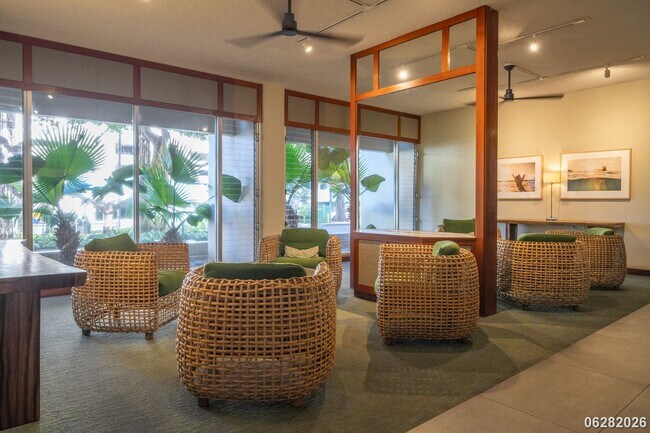 Photo - 2 Bd/2 Ba/1 Parking Condo in Banyan Tree Plaza, Honolulu