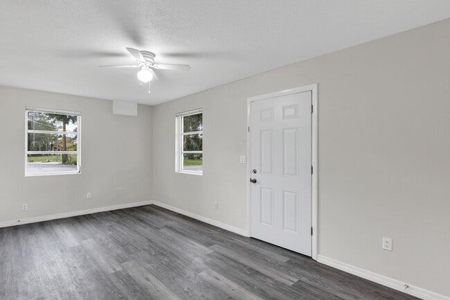 Photo - 751 Bellevue Ave Unit 1