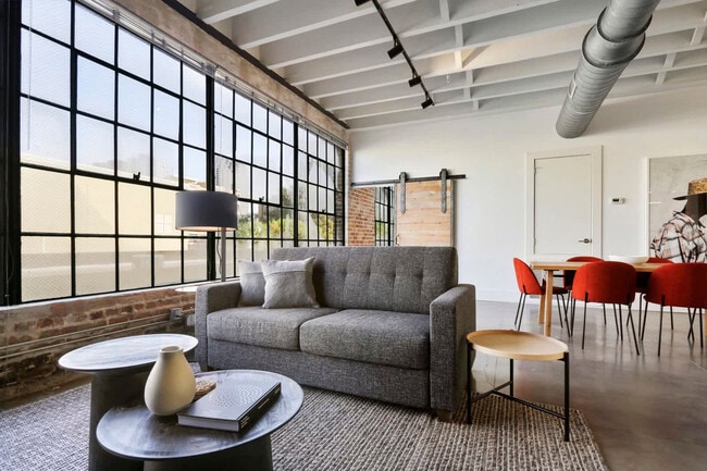 Photo - 822 Howard Ave Unidad ID1272337P