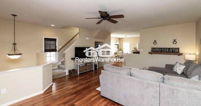 Photo - 1910 Reading Ct