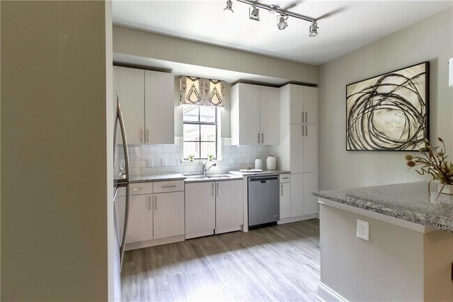 Photo - 4011 Roswell Rd NE Unit 1103