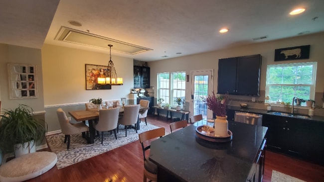 3023 Grey Fox Cir