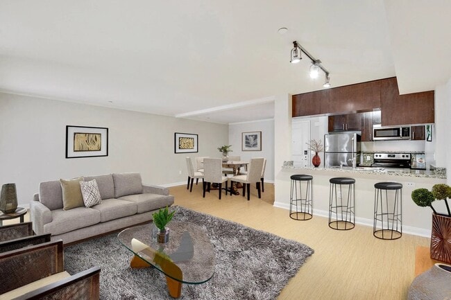 Building Photo - Legado Encino Rental