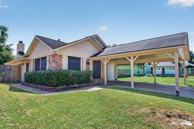 Photo - 4632 Greenwood Dr